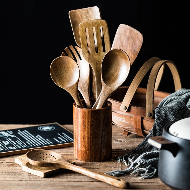 Complete Cooking Utensil Set in Teak, 5-Piece with Size Guide, Resists Warping & Stains, A Must-Have for Modern Kitchen